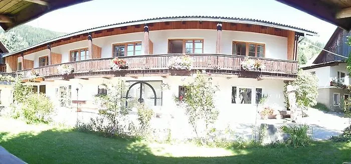 Joerghof Farm stay Bad Kleinkirchheim